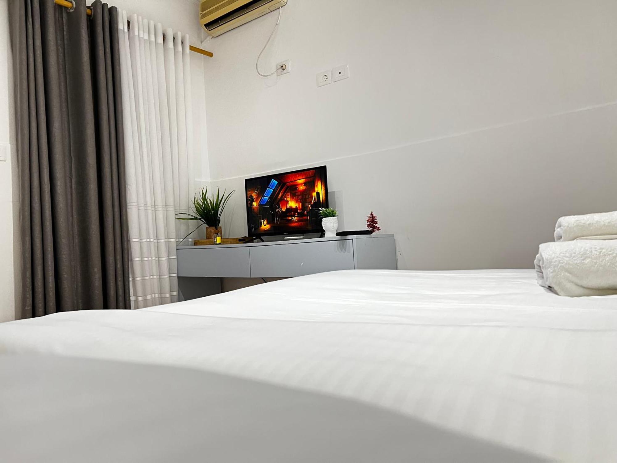 Tirana Square Hotel Zewnętrze zdjęcie