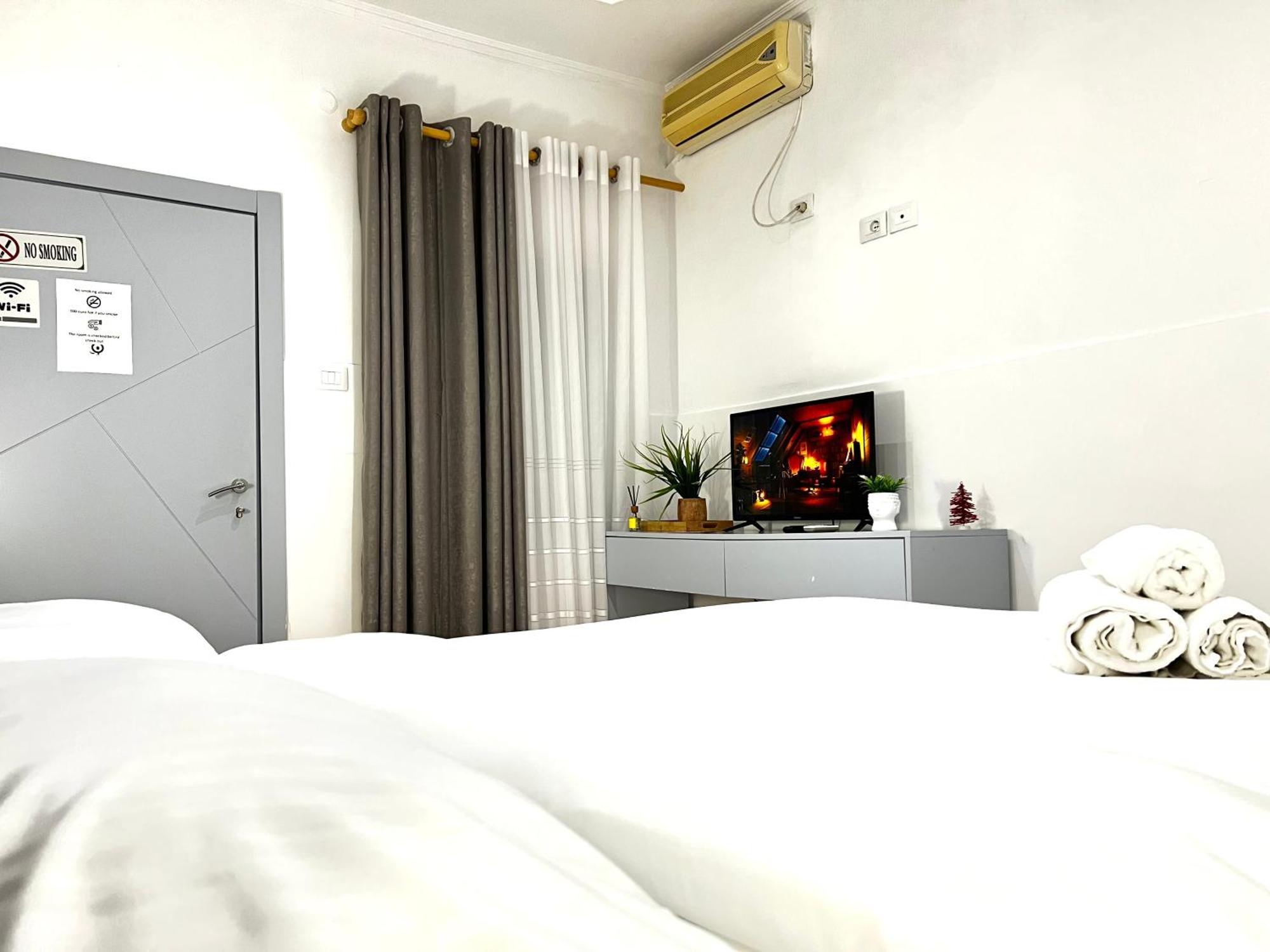 Tirana Square Hotel Zewnętrze zdjęcie
